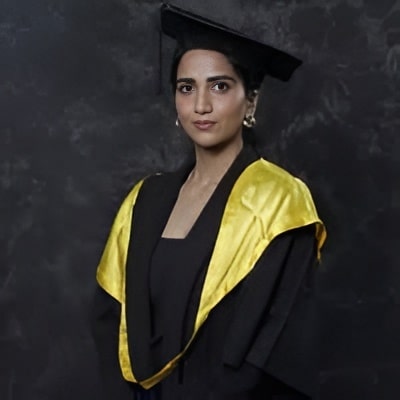 Dr. Sakshi Tiwari